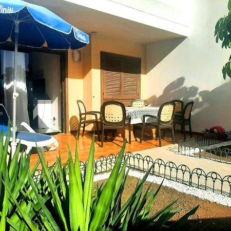 Elegant Style 3-bedroom Brand New Apartmán