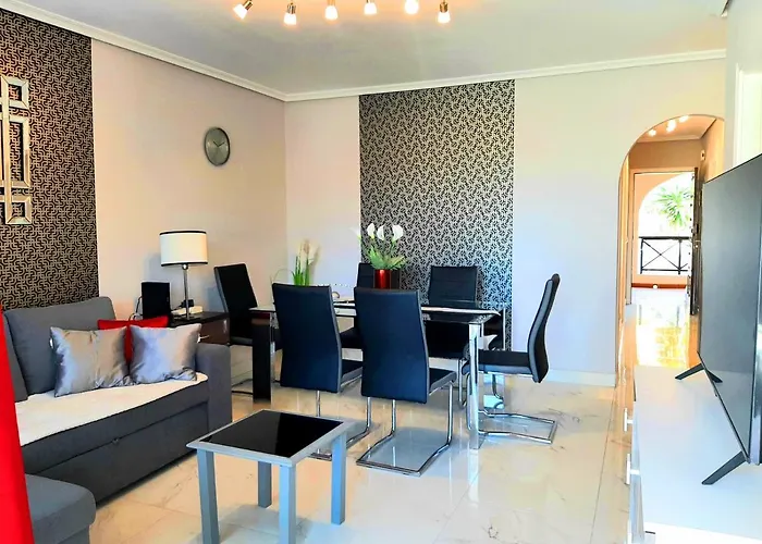 Elegant Style 3-bedroom Brand New San Miguel de Abona