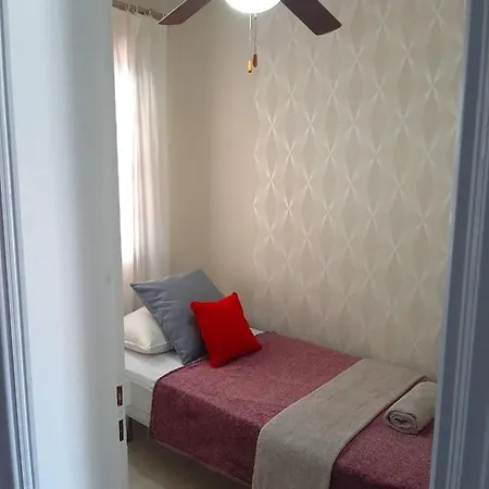 Elegant Style 3-bedroom Brand New Appartement *